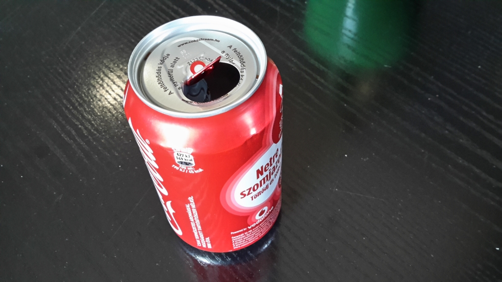 Netre szomjazol? 330ml = 50mb, éjfélig :)