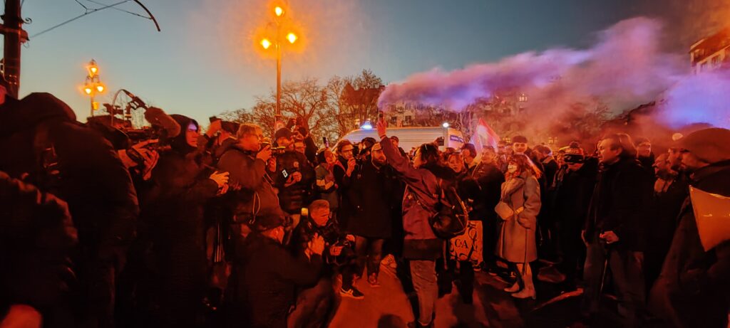 Tüntetés a Margit-hídon 2025 március 18.-án.